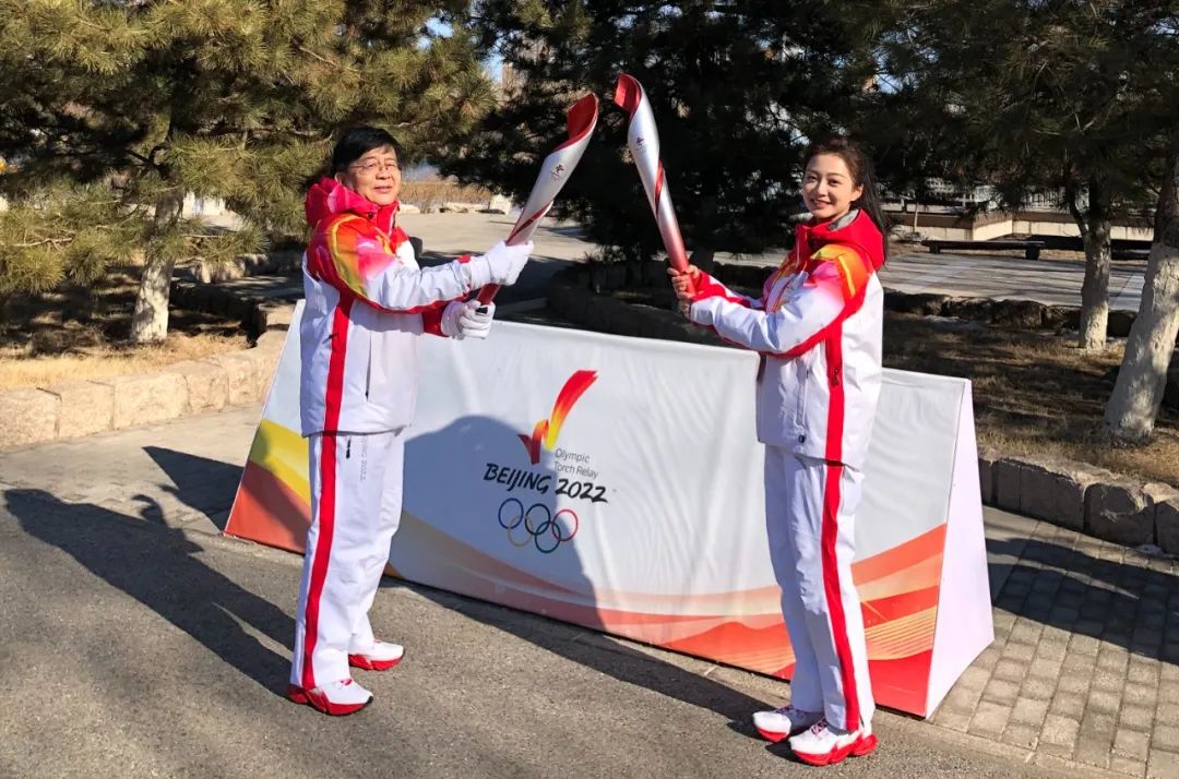 難忘傳遞榮耀時(shí)刻