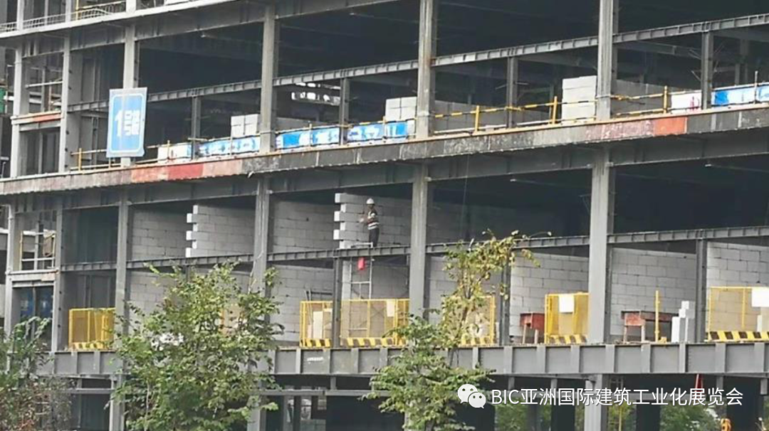 又一黑馬!上海自砌科技砌筑機器人領跑賽道!